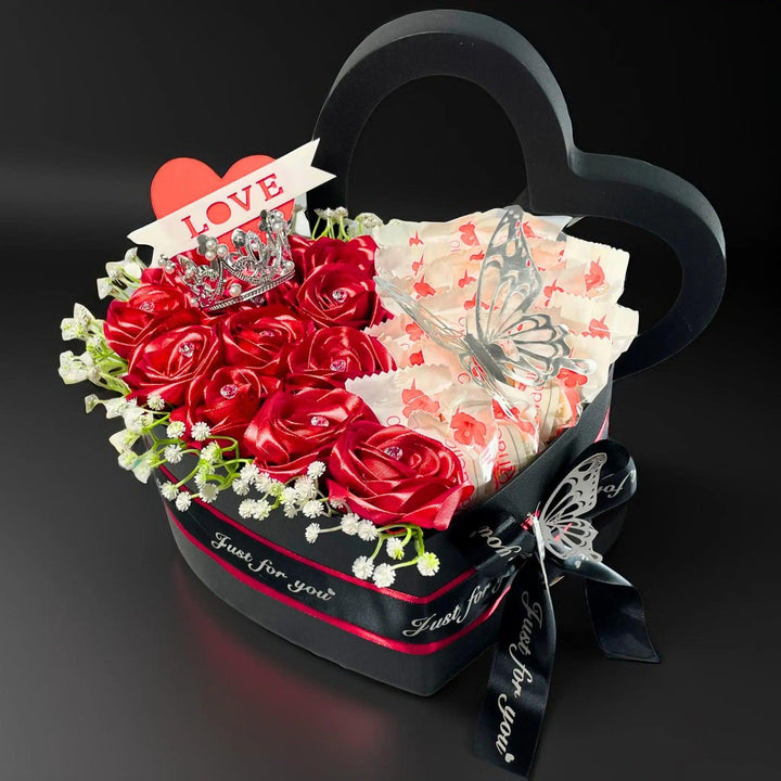 HeartLove Choco & Roses Box Gravyr Store